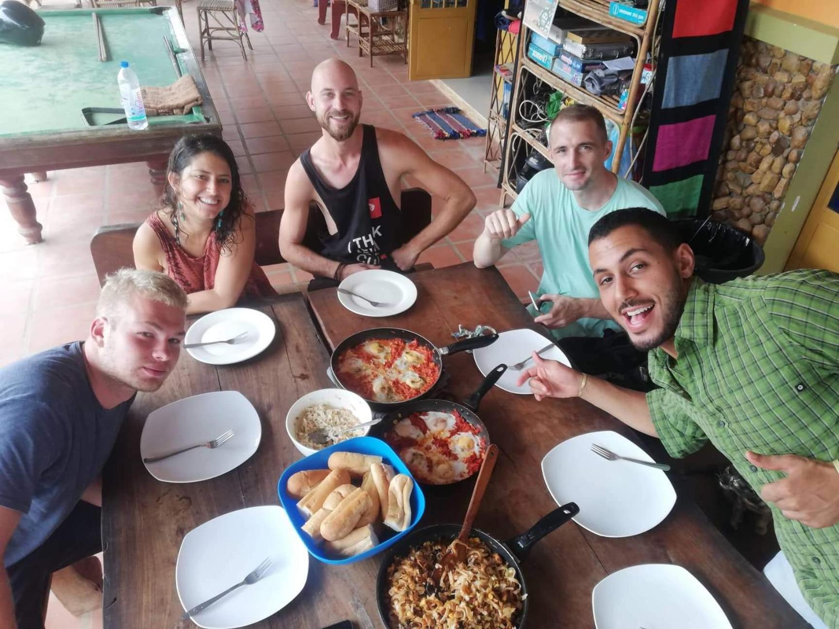 كامبوت Nomads Guesthouse المظهر الخارجي الصورة